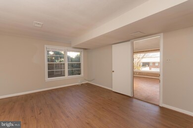 7300 Park Terrace Dr, Alexandria, VA 22307 - photo 7