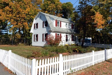 5 Robert Rd, Marblehead, MA 01945 - photo 2