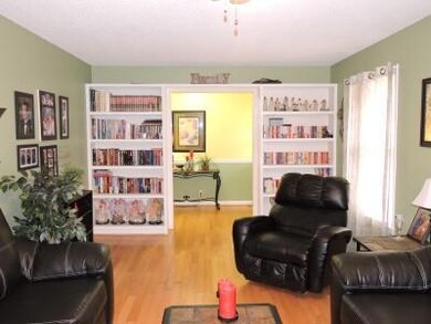 108 Deerfield Cir, Manchester, TN 37355 - photo 4