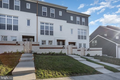 3119 Herr St, Mechanicsburg, PA 17055 - photo 2