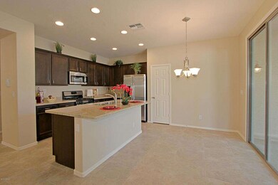 Kitchen 1.jpg
