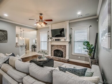 2506 Waterford Ct, Bartlesville, OK 74006 - photo 4