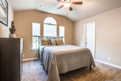 10603 Carmona, Helotes, TX 78023 - photo 5