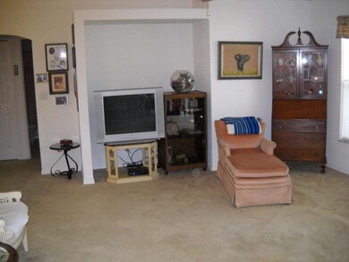 Family room 2