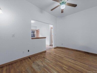 196 Withers St unit 2, Brooklyn, NY 11211 - photo 4