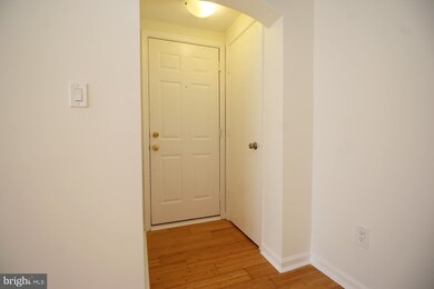 1736 N Queens Ln unit 3189, Arlington, VA 22201 - photo 3