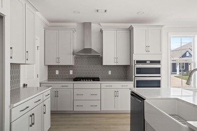 9-web-or-mls-512lewesavenue-9