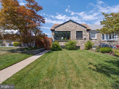 1713 Kendrick Ln, Norristown, PA 19401 - photo 2