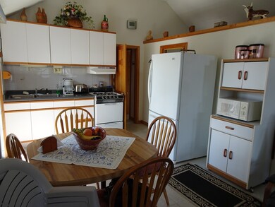 13 Trinity Ln, Wareham, MA 02571 - photo 6