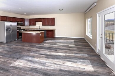 980 Hawks Nest Ln, Gypsum, CO 81637 - photo 4