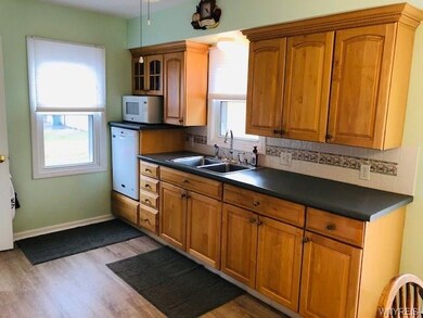 2828 Stenzel Ave, North Tonawanda, NY 14120 - photo 3