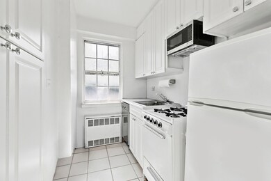 The Townsley unit 4H, New York, NY 10016 - photo 4