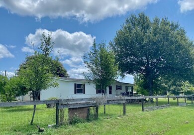 35314 W Pine Hill St, Pinehurst, TX 77362 - photo 3