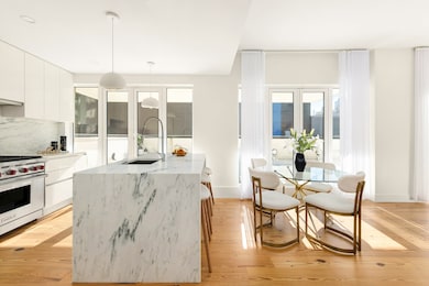 427 E 90th St unit PENTHOUSE9, New York, NY 10128 - photo 4