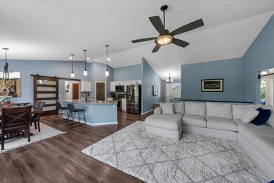 04-Living Room