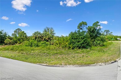 908 Mercury Ave S, Lehigh Acres, FL 33974 - photo 2