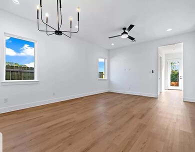 1605 Logan St, Fort Worth, TX 76104 - photo 5