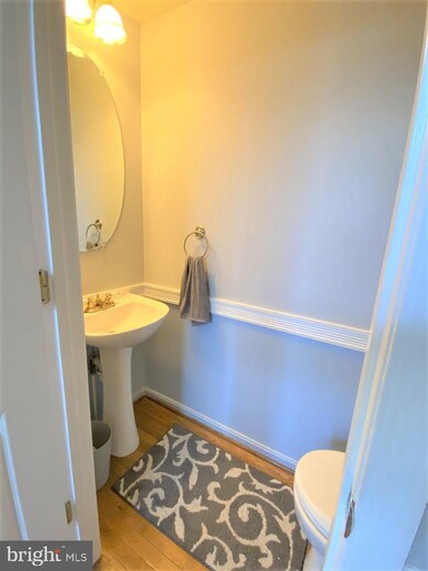 202 Heritage Ct, Walkersville, MD 21793 - photo 4