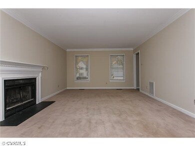 Den/Family/Great Room - Large, welcoming family ro