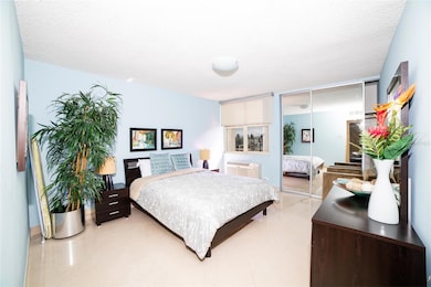 4735 Isla Verde Ave unit 3J, Carolina, PR 00979 - photo 3