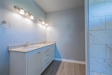 412 Grove St, Perry, OK 73077 - photo 5