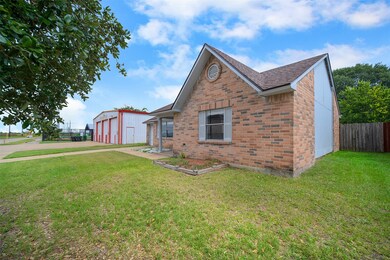24506 Running Iron Dr, Hockley, TX 77447 - photo 2