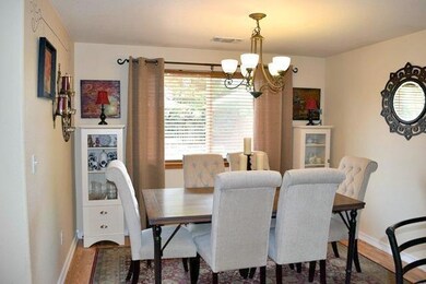 1112 Juanita Way, Central Point, OR 97502 - photo 7