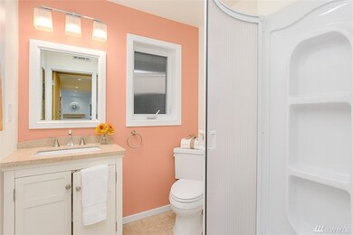 19213 Olympic View Dr, Edmonds, WA 98020 - photo 2