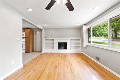 10213 W 55th St, Shawnee, KS 66203 - photo 6