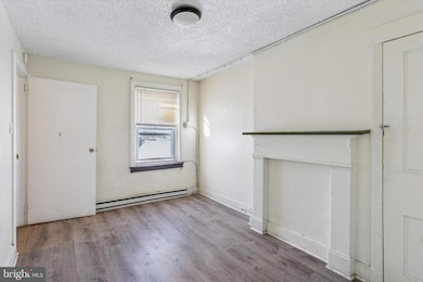 326 E Airy St unit 3, Norristown, PA 19401 - photo 6