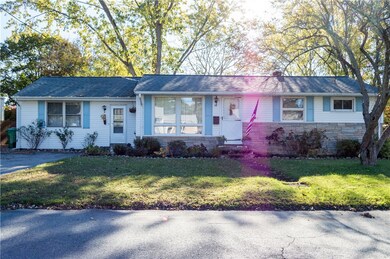 14 Burbank Dr, Warwick, RI 02886 - photo 2