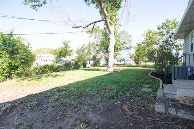 310 La Salle Dr SW, Cedar Rapids, IA 52404 - photo 5