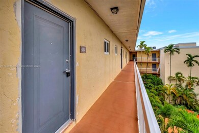 8103 Camino Real unit C414, Miami, FL 33143 - photo 5