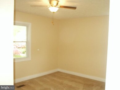 2400 Quail Oak Dr, Ruther Glen, VA 22546 - photo 6