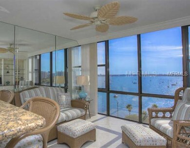 Den/Family/Great Room