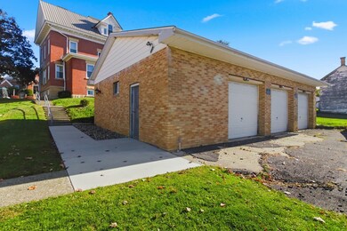 607 E Main St, Reynoldsville, PA 15851 - photo 7