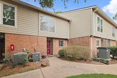 5005 Georgi Ln unit 73, Houston, TX 77092 - photo 4
