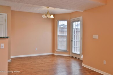 6736 Arbor Creek Dr unit 132, Louisville, KY 40228 - photo 6