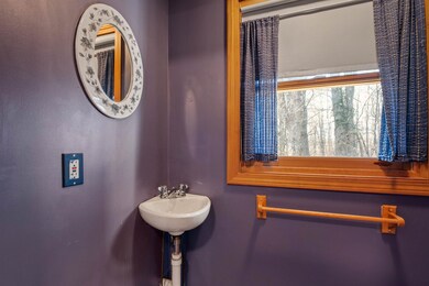 13 Madison St, Concord, NH 03301 - photo 6