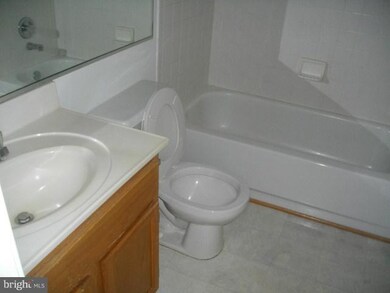 1018 Sundown Rd, Glen Burnie, MD 21061 - photo 7