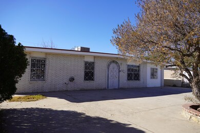 345 Riverside Dr, El Paso, TX 79915 - photo 2
