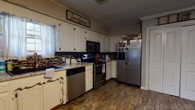 489 Firestone Addition, McAlester, OK 74501 - photo 7