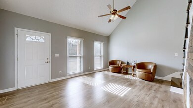 1061 Merritt Lewis Ln, Clarksville, TN 37042 - photo 7