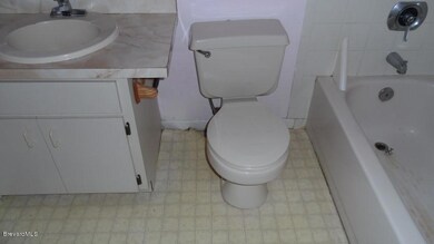 SAM_1479 (Small)