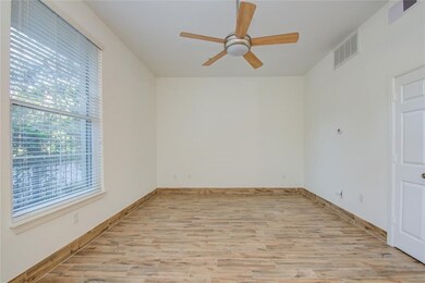 1602 Elgin St unit 1, Houston, TX 77004 - photo 3