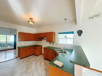 7568 Park Bend Ct, Westerville, OH 43082 - photo 5