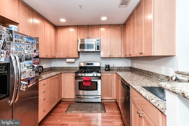 The Eclipse unit 619W, Arlington, VA 22202 - photo 3