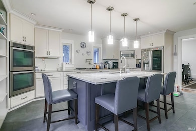 55384 Hollywood Blvd, South Bend, IN 46628 - photo 5