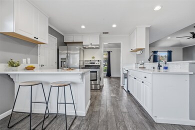 1607 Malibu Dr, Carrollton, TX 75006 - photo 7