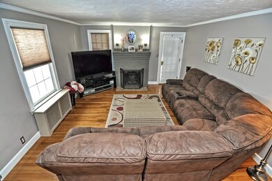 56 Pinehurst Ave, Auburn, MA 01501 - photo 6